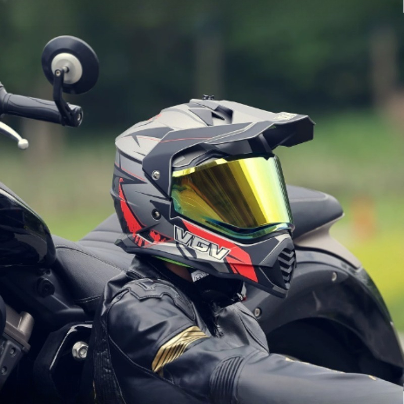 VGV Motocross ECE DOT Certific - Full Face Motorcycle Helmet With Bluetooth 评论和价格